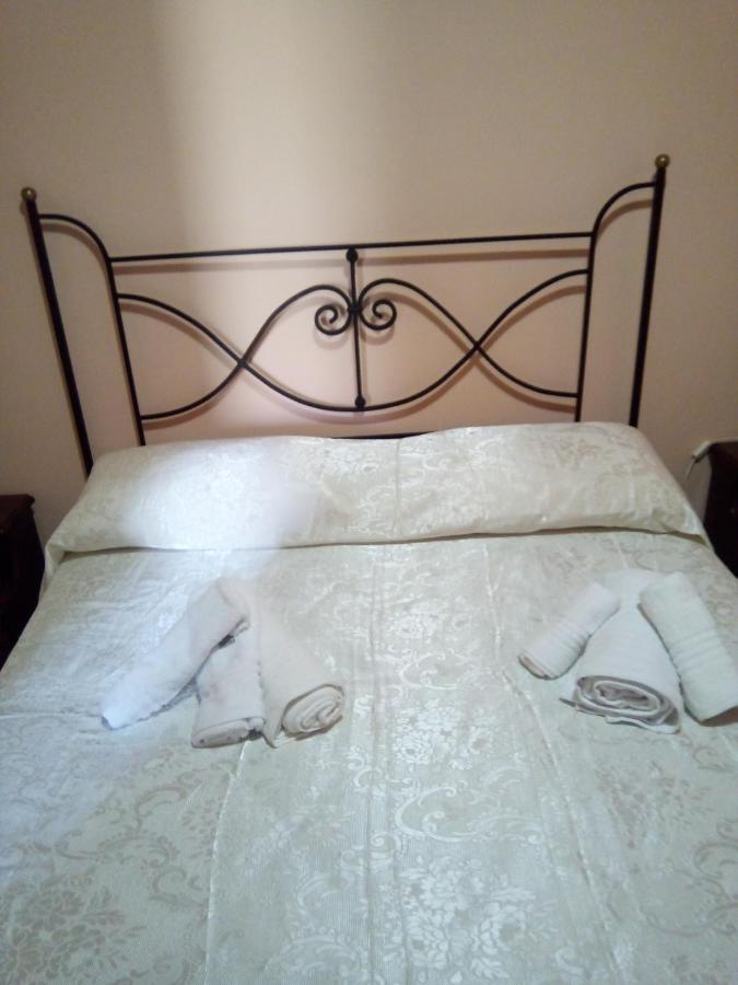 Casa Vacanze Butterfly Trabia Luaran gambar