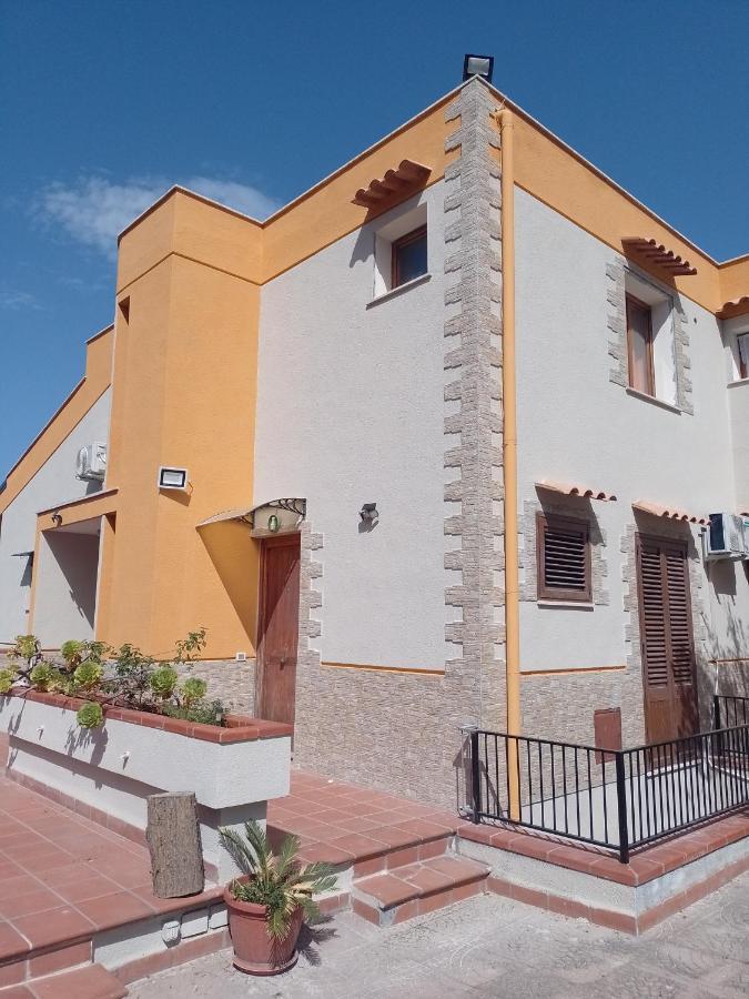 Casa Vacanze Butterfly Trabia Luaran gambar