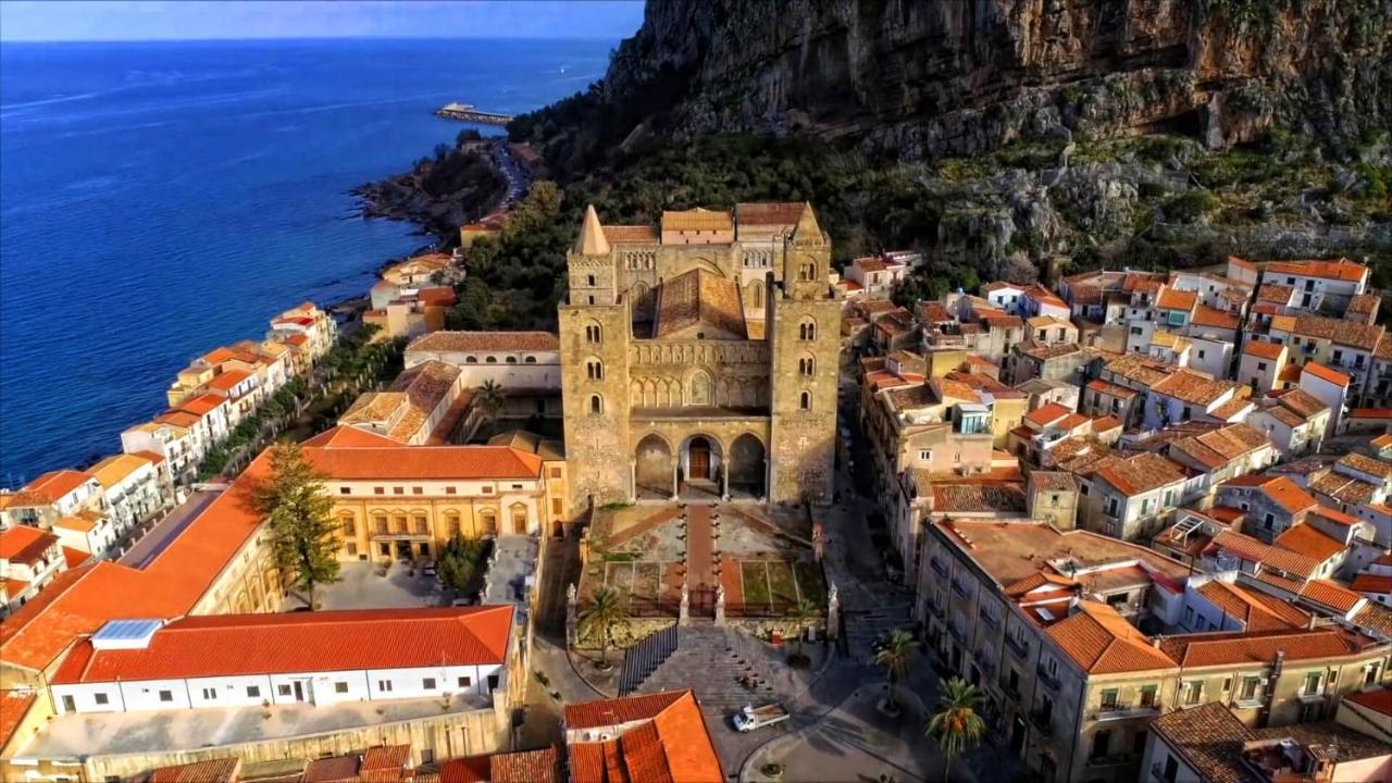 Casa Vacanze Butterfly Trabia Luaran gambar