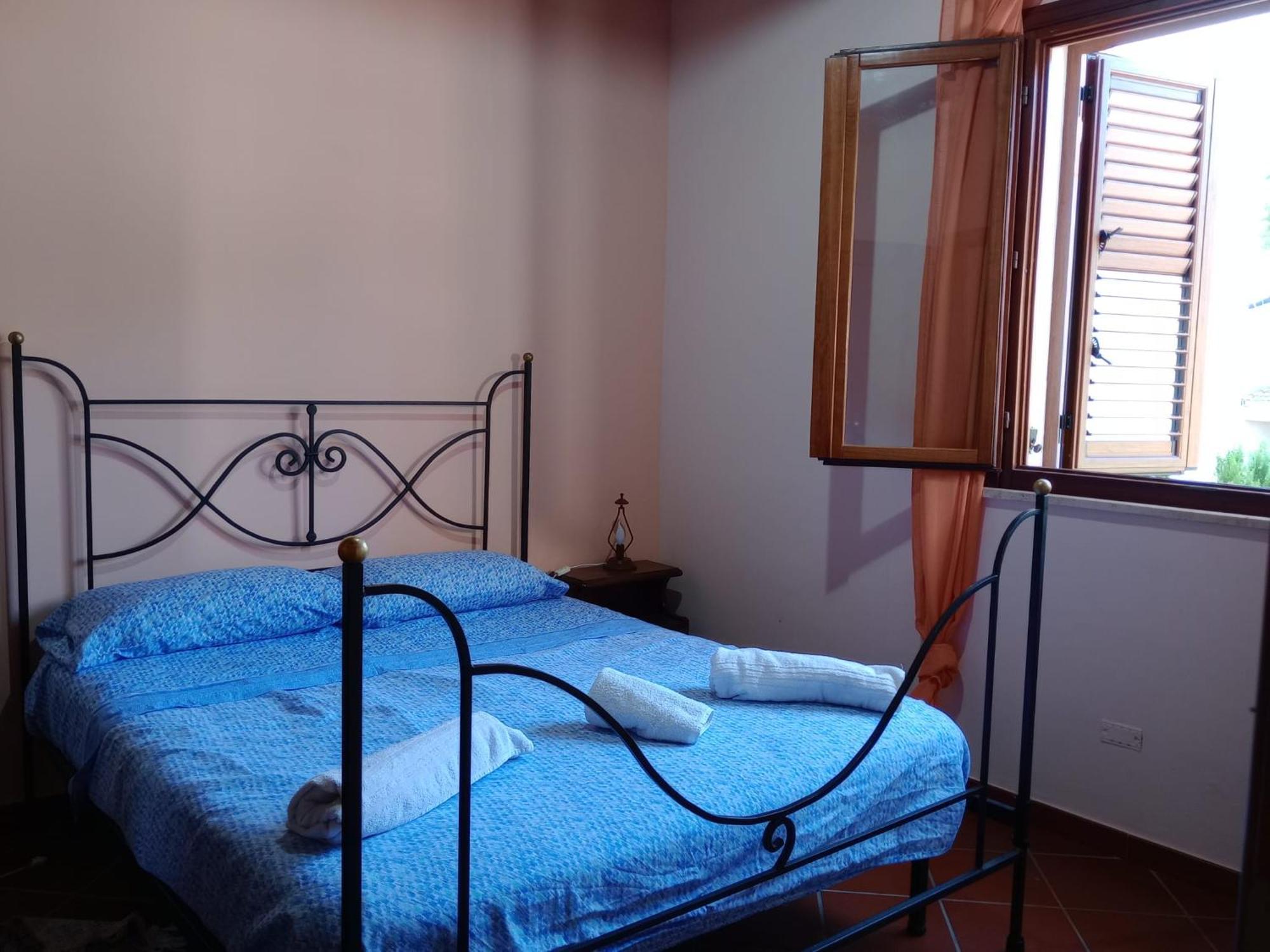 Casa Vacanze Butterfly Trabia Luaran gambar